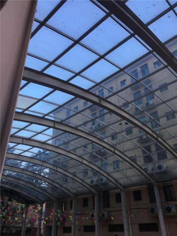 鋼結(jié)構(gòu)